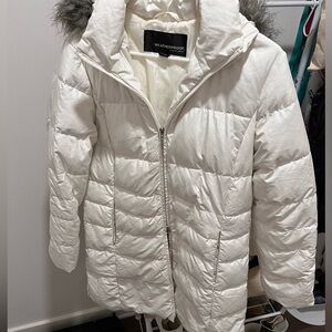 Weatherproof Women's Ivory Puffer Jacket with Faux Fur Trim